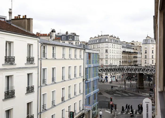 Hotel Eiffel Capitol Parigi